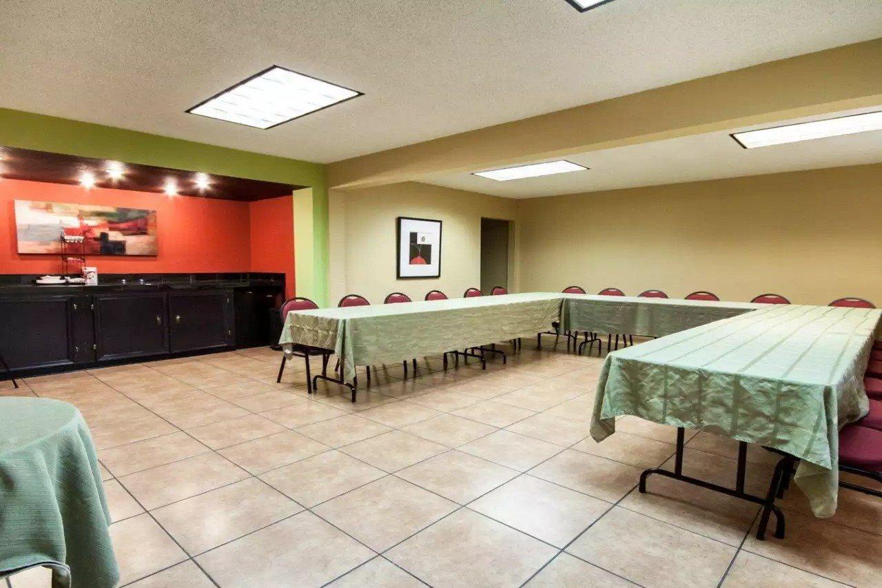 Quality Inn Airport East El Paso Exterior photo