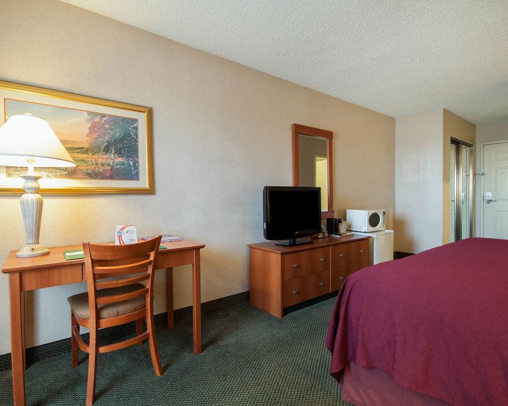 Quality Inn Airport East El Paso Exterior photo